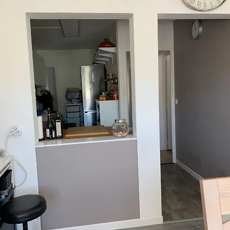 Appartement 6 Pers Climatise - Centre A 15 Min De La - 75m2 - 3 - Terrasse -calme - Parking